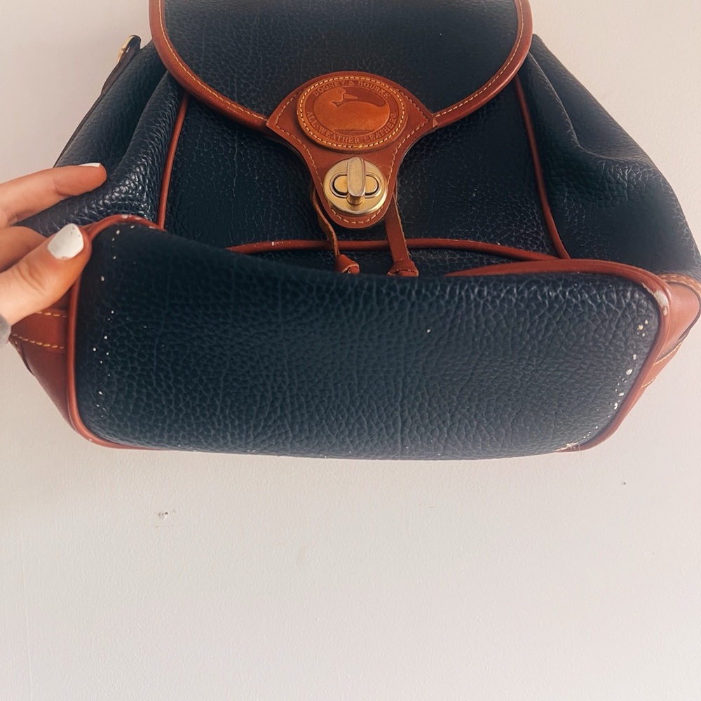 Vintage Dooney & Bourke Leather Bag - Picture 4 of 7